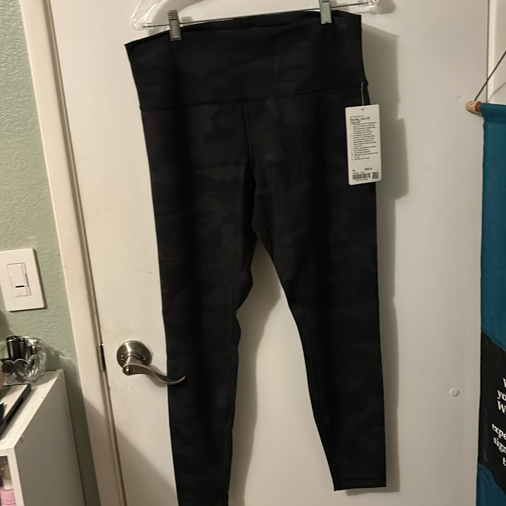 Lululemon legging size 16 new